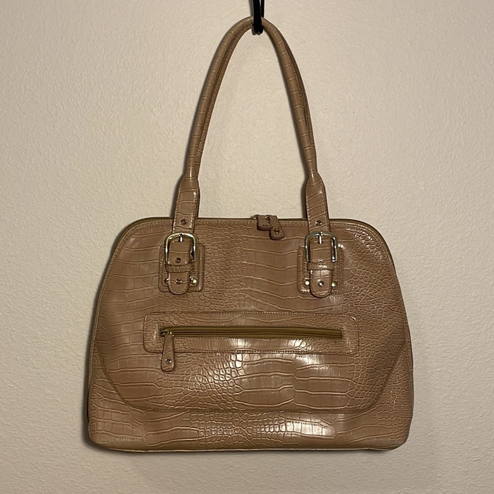 East 5th, large office , shoulder bag